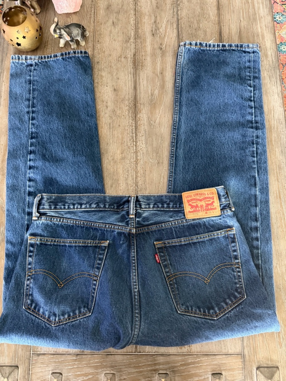 Levi's Classic 505 Medium Wash Jeans - Picture 6 of 11
